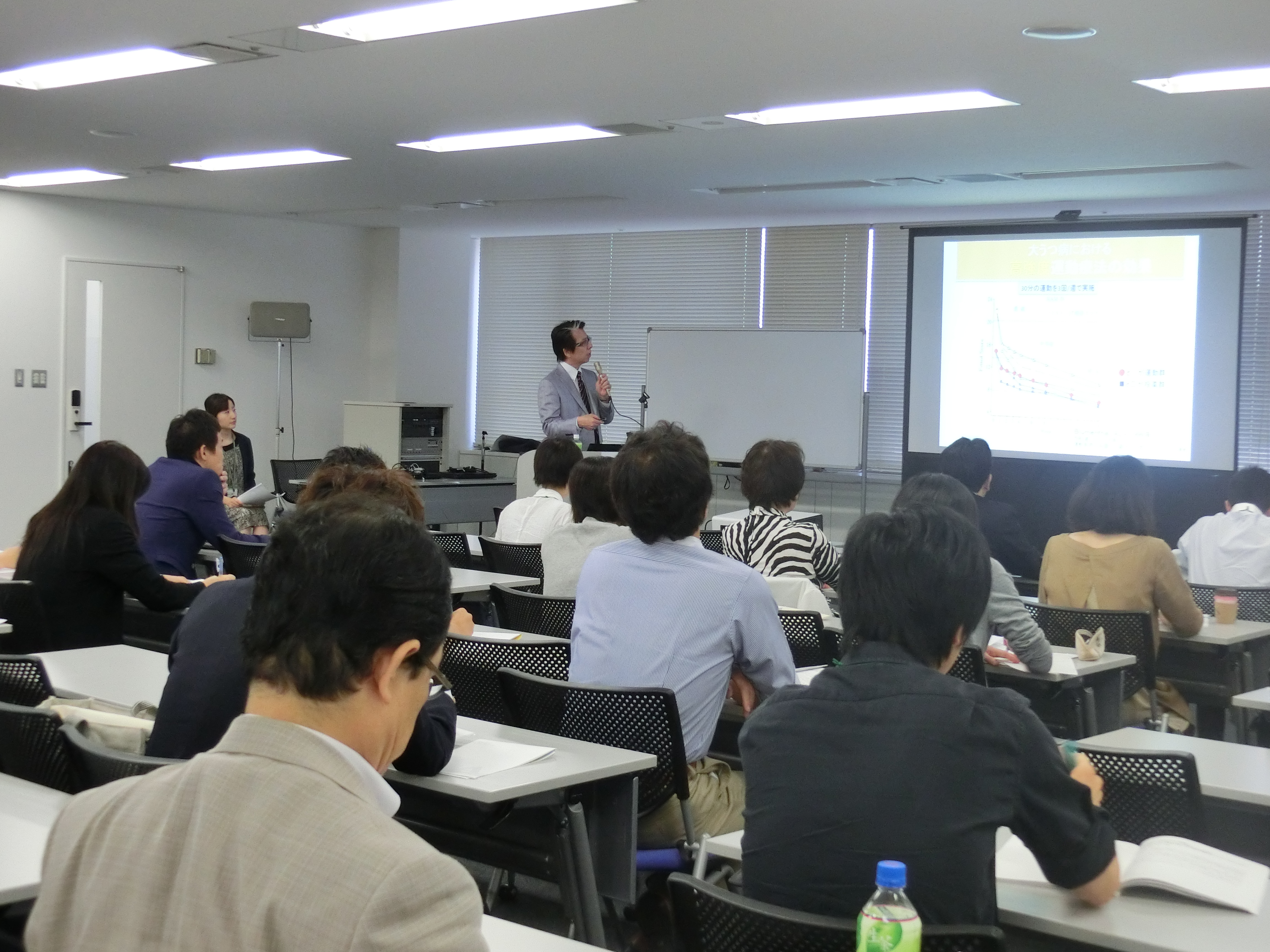 うつ病リワーク研究会講演の様子ｈ26